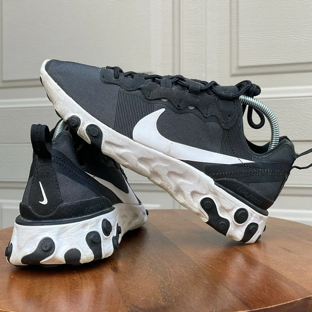 Nike Black & White Athletic Shoes - Picture 8 of 15
